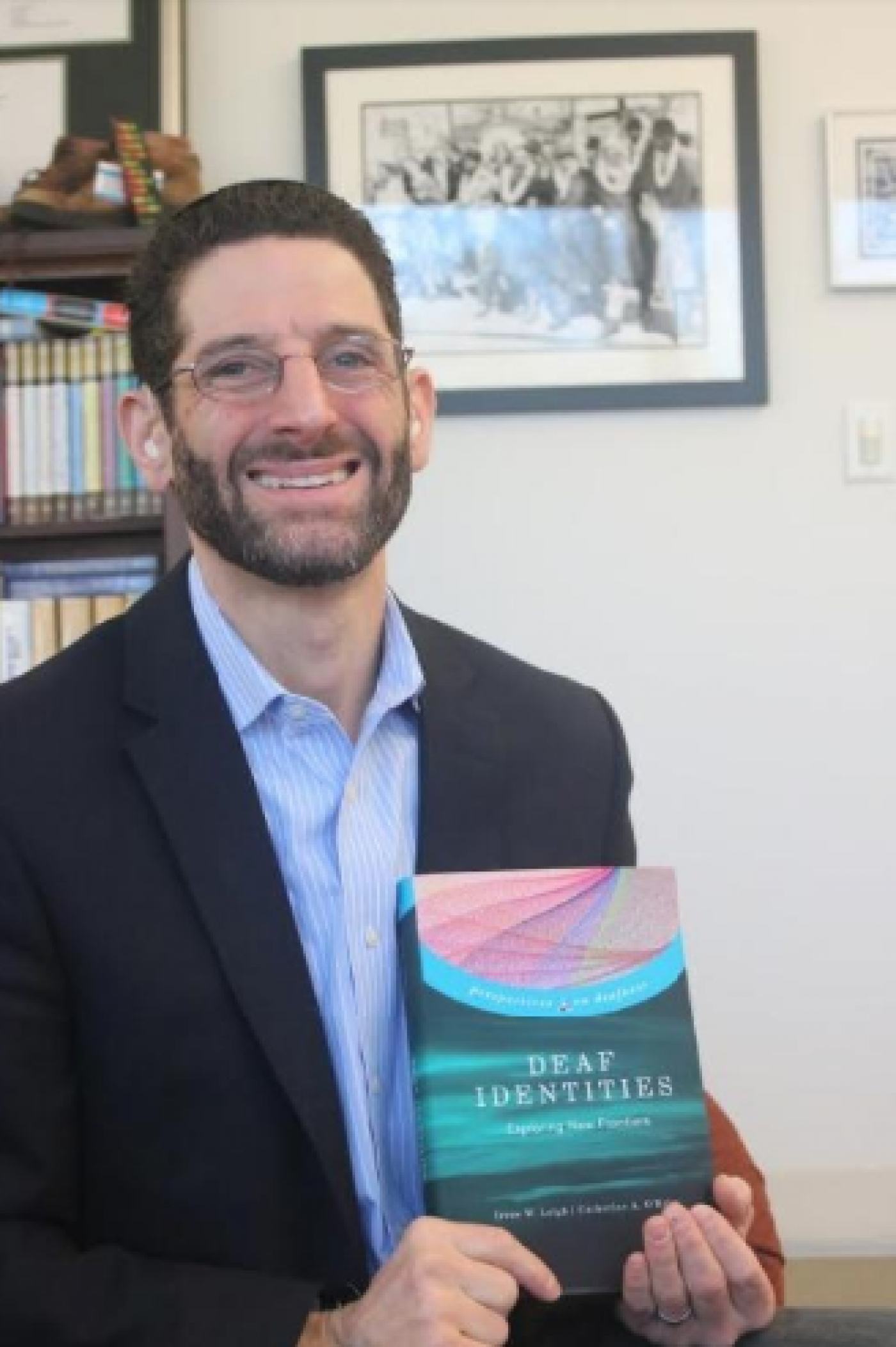 Kerem Shalom’s Rabbi Darby Leigh authors chapter in newly released book